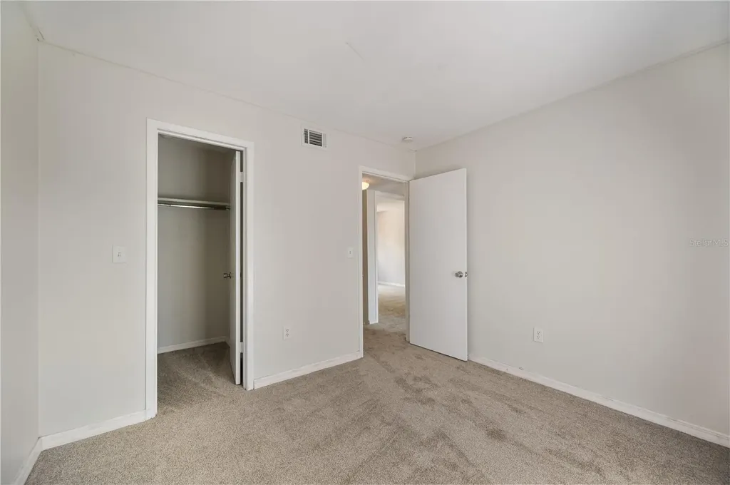1836 N Crystal Lake Drive Lakeland FL 33801