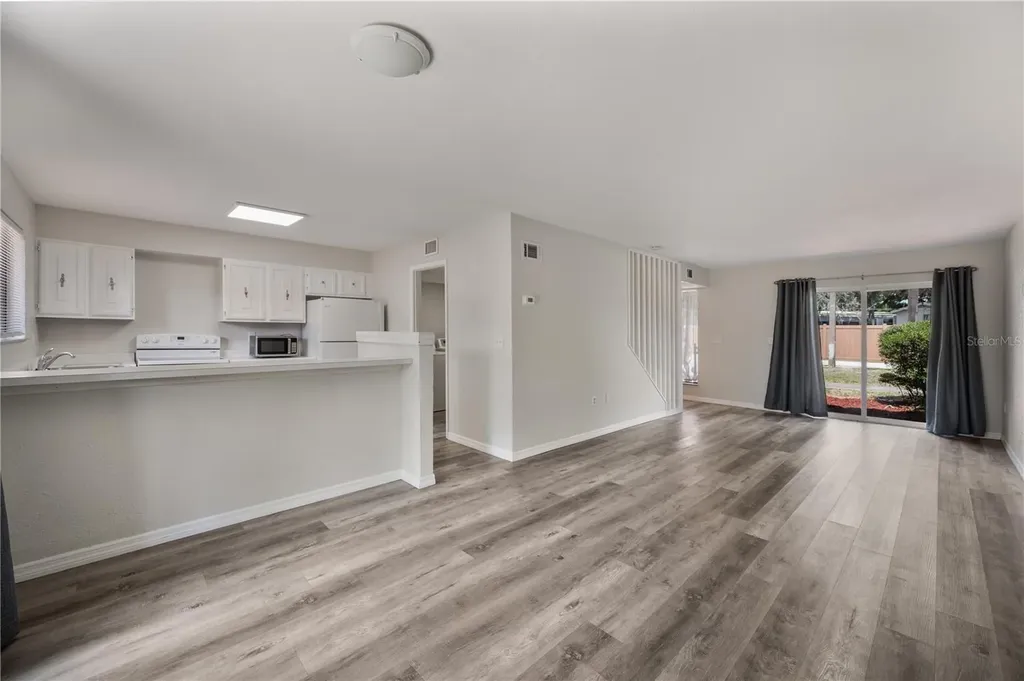 1836 N Crystal Lake Drive Lakeland FL 33801