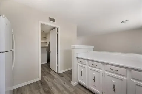 1836 N Crystal Lake Drive Lakeland FL 33801