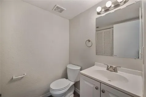 1836 N Crystal Lake Drive Lakeland FL 33801