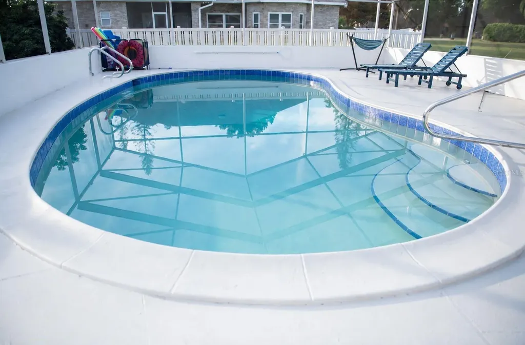 962 Country Club Avenue Daytona Beach FL 32114
