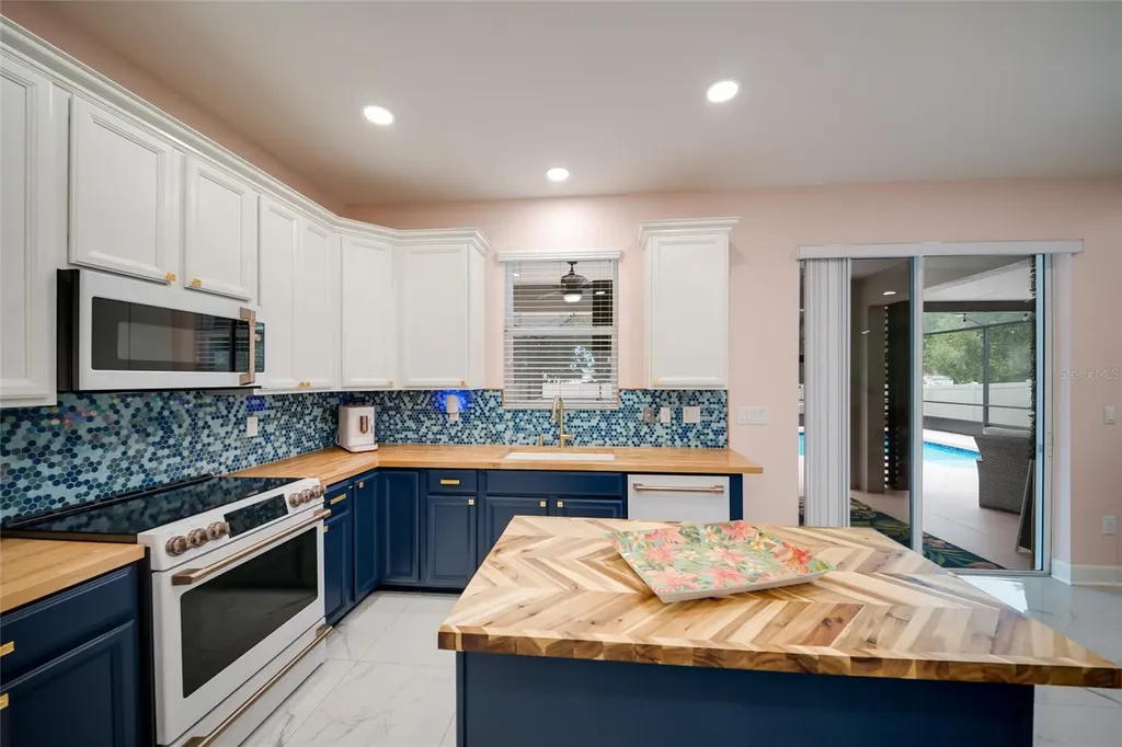 5815 Arbor Wood Court Bradenton FL 34203
