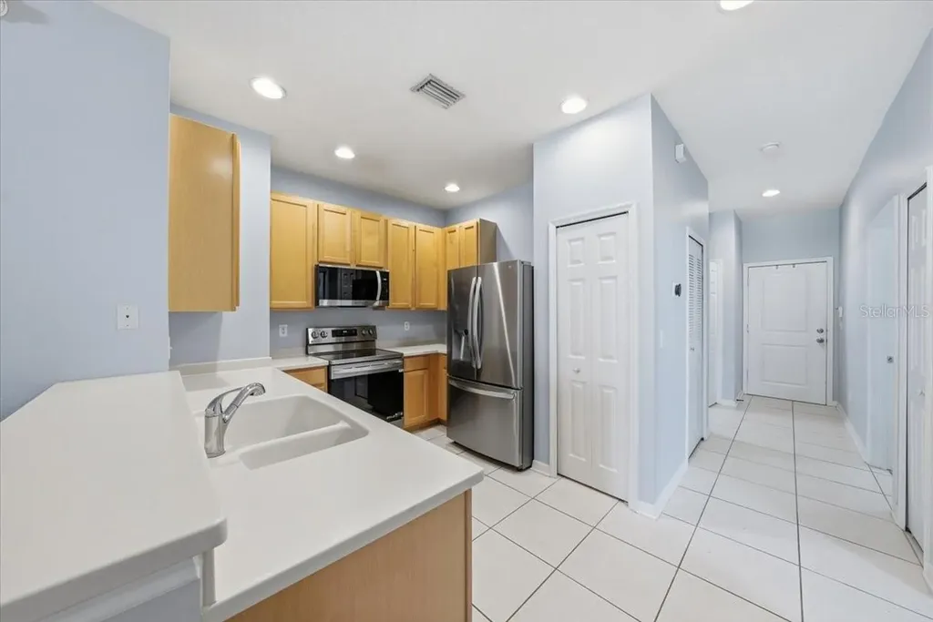 9508 W Park Village Drive Tampa FL 33626