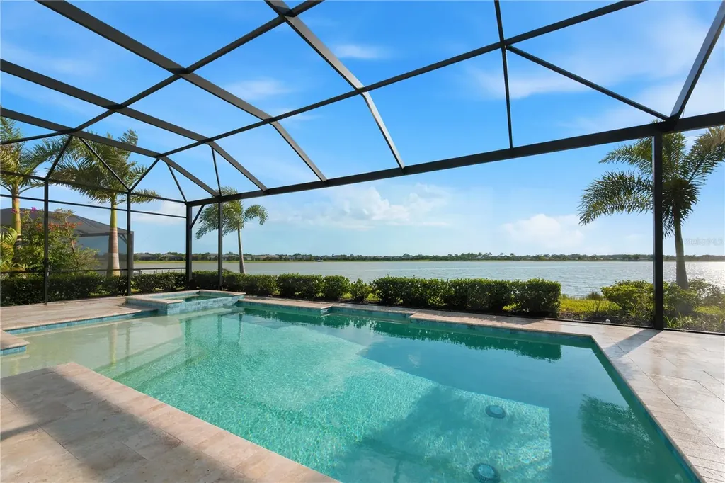 7849 Mainsail Lane Sarasota FL 34240