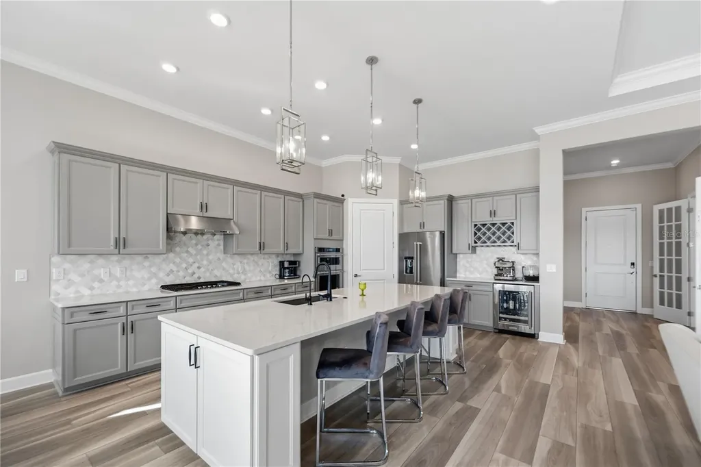 7849 Mainsail Lane Sarasota FL 34240