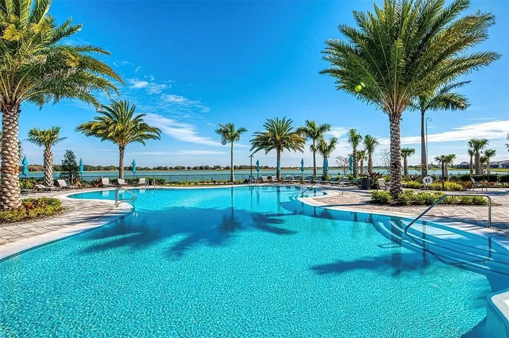 7849 Mainsail Lane Sarasota FL 34240