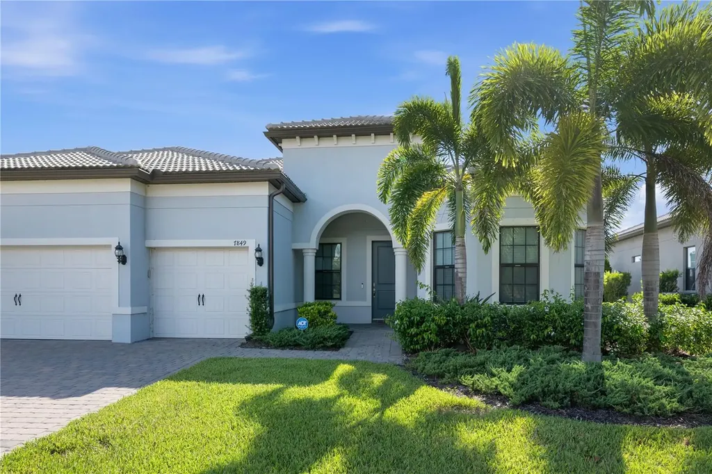 7849 Mainsail Lane Sarasota FL 34240