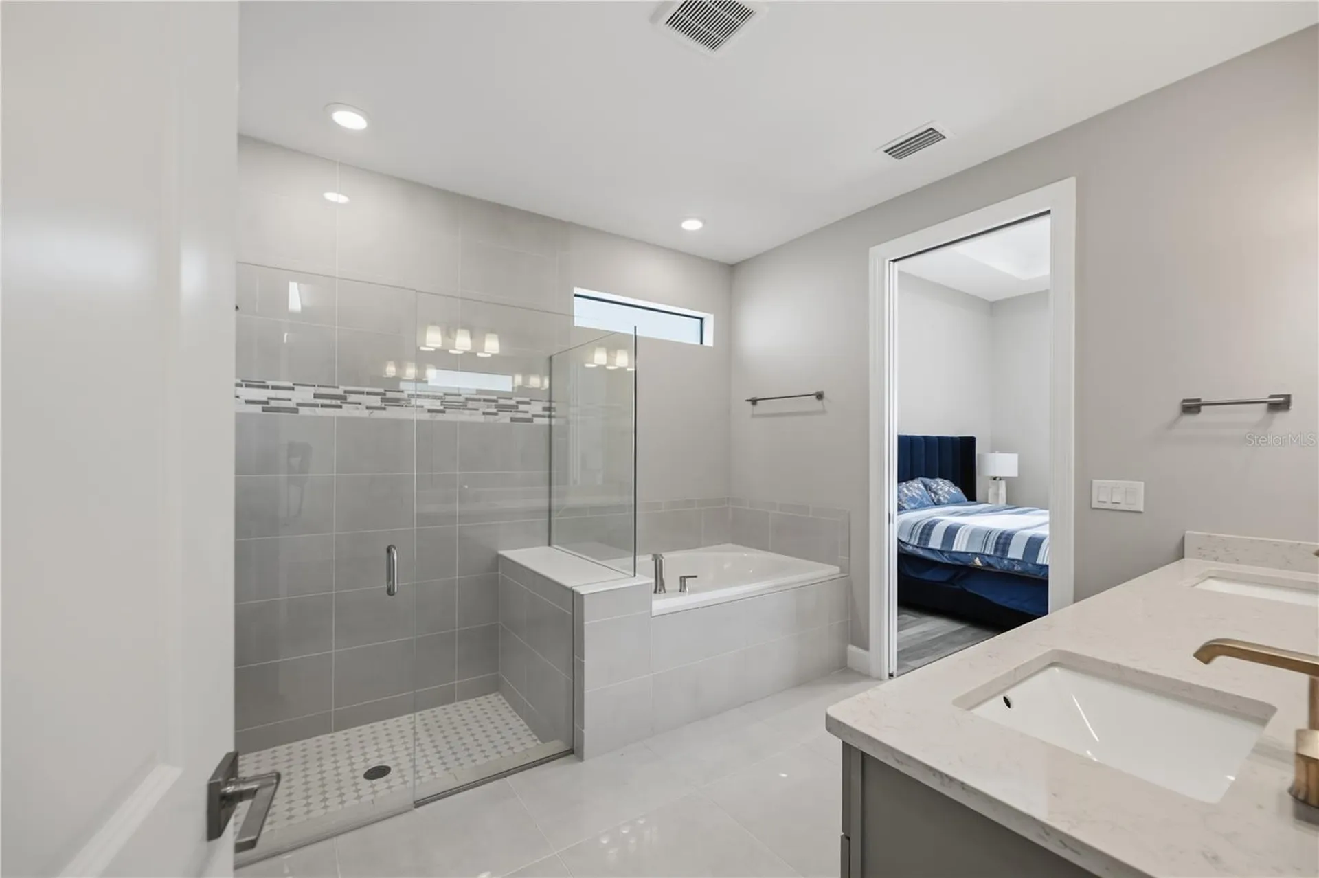 7849 Mainsail Lane Sarasota FL 34240