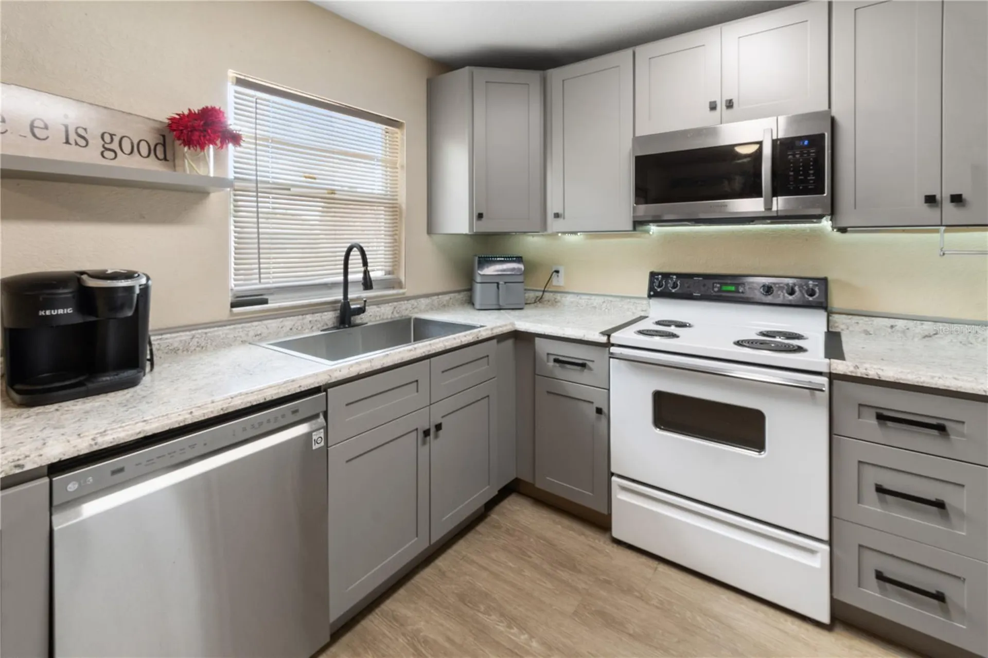 206 Dillon Street Winter Haven FL 33880