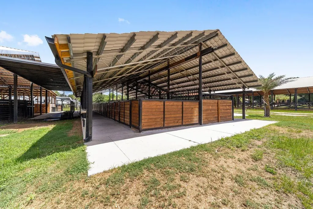 16392 NE Jacksonville Road Citra FL 32113