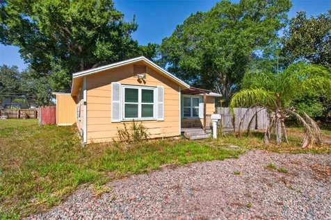 6404 Pershing Street NE St Petersburg FL 33702