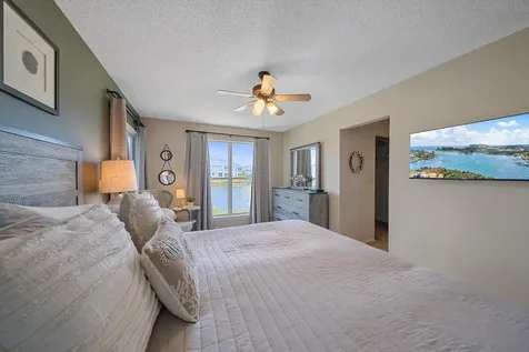 851 Audubon Drive Bradenton FL 34209