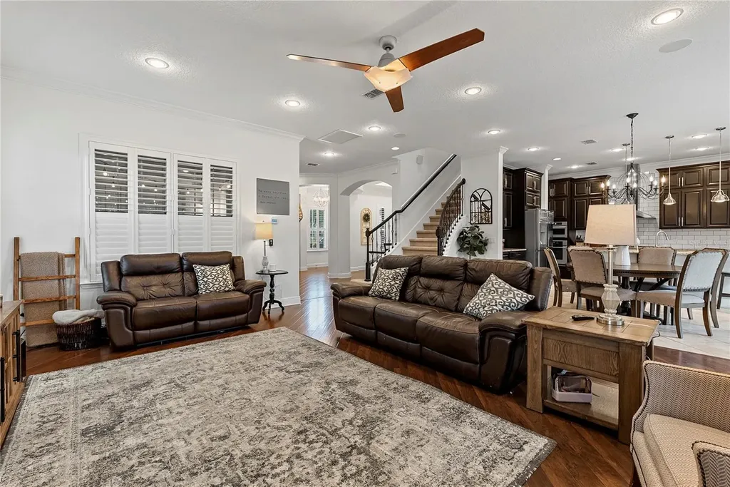906 Sherbourne Circle Lake Mary FL 32746