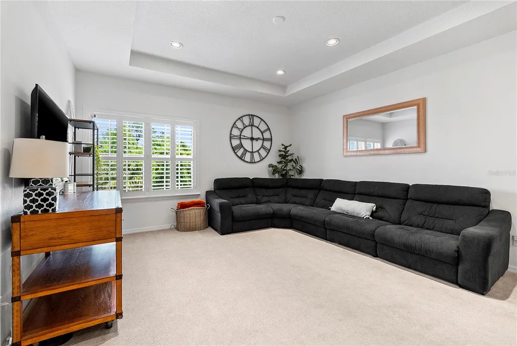 906 Sherbourne Circle Lake Mary FL 32746