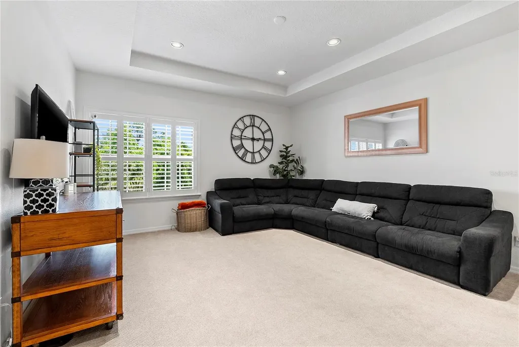 906 Sherbourne Circle Lake Mary FL 32746