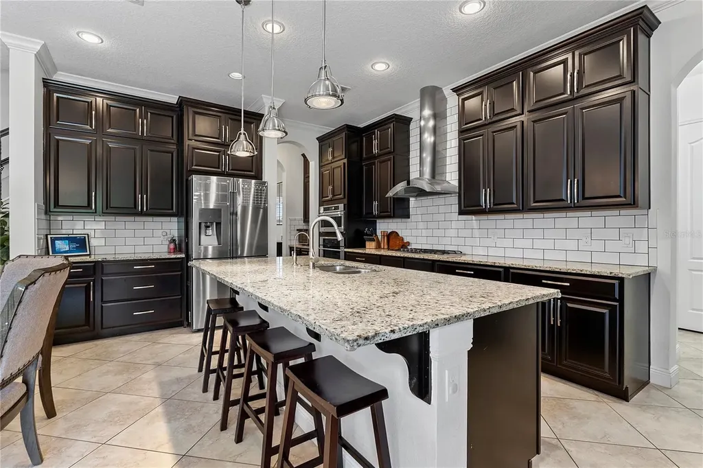 906 Sherbourne Circle Lake Mary FL 32746