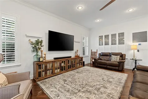 906 Sherbourne Circle Lake Mary FL 32746
