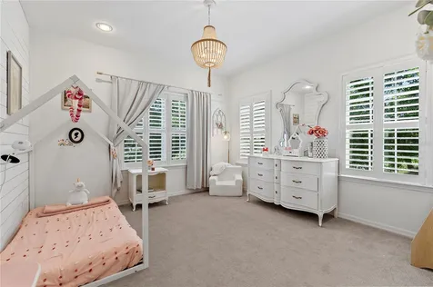 906 Sherbourne Circle Lake Mary FL 32746