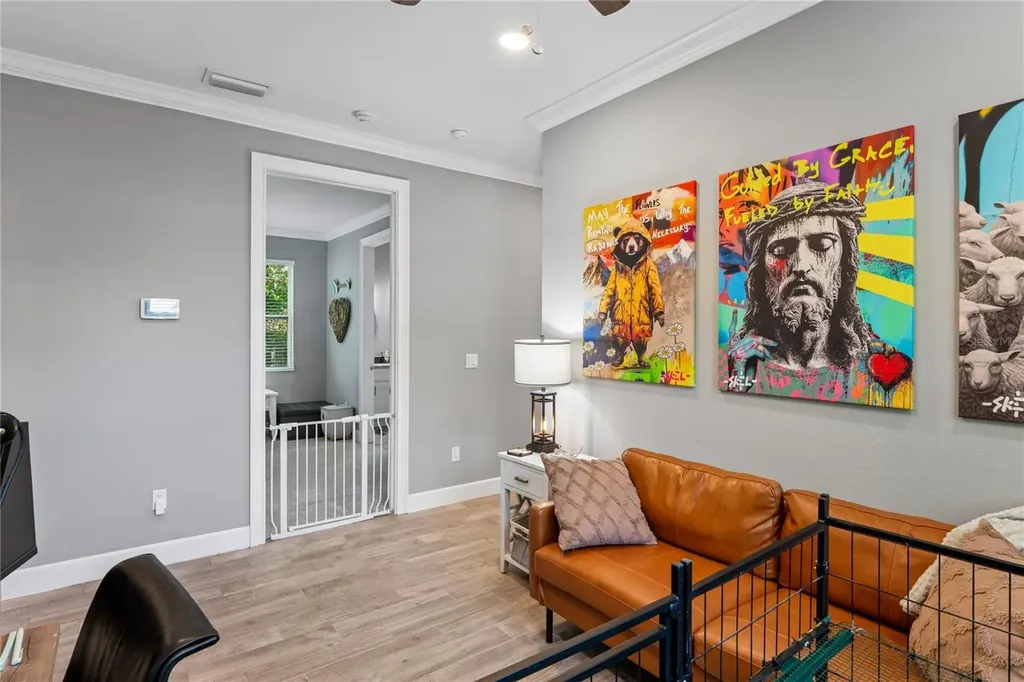 2424 12th Street S St Petersburg FL 33705
