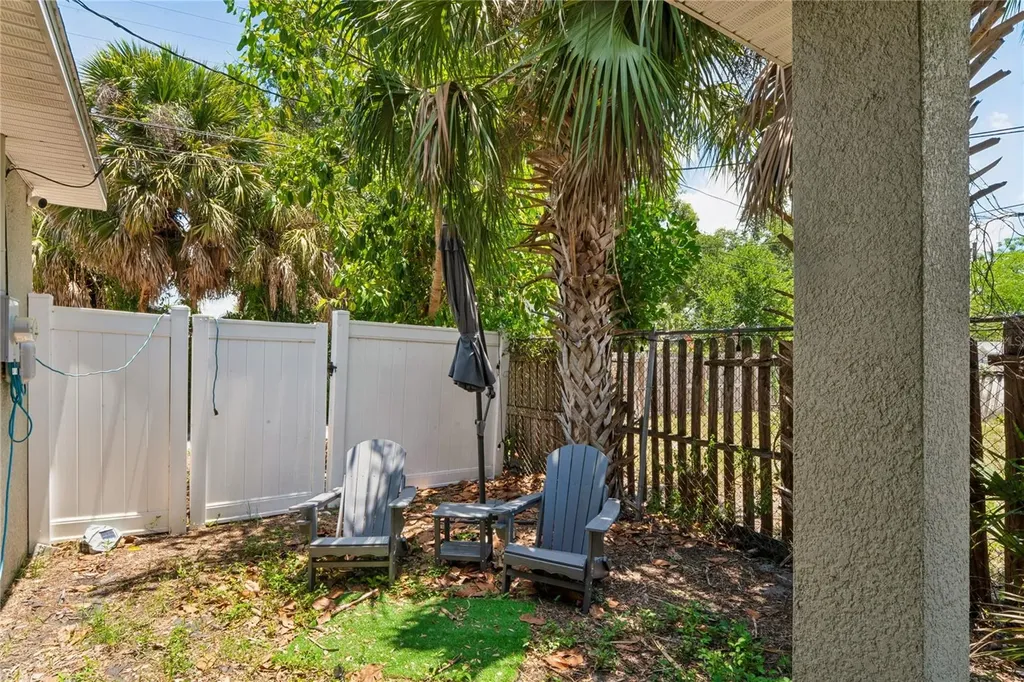 2424 12th Street S St Petersburg FL 33705