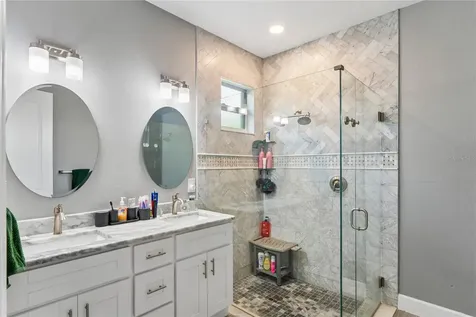2424 12th Street S St Petersburg FL 33705