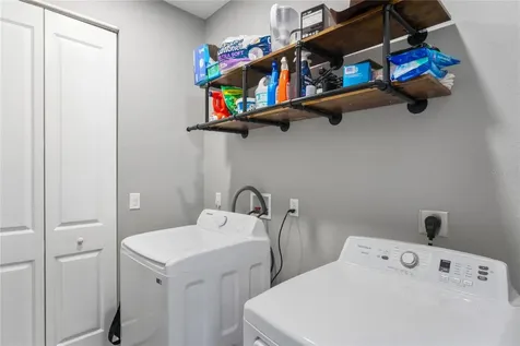 2424 12th Street S St Petersburg FL 33705