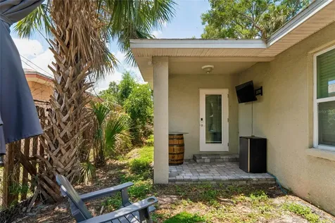 2424 12th Street S St Petersburg FL 33705
