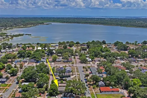 2424 12th Street S St Petersburg FL 33705