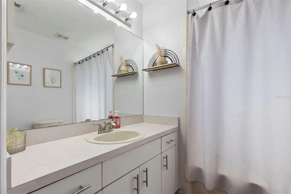 38912 Carr Drive Zephyrhills FL 33540