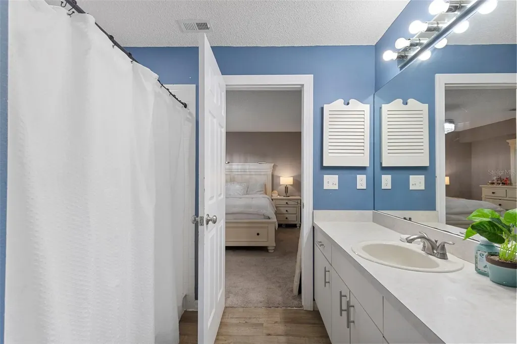 38912 Carr Drive Zephyrhills FL 33540