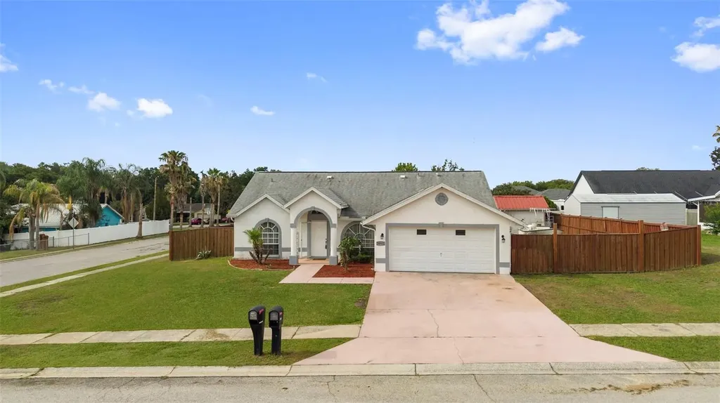 38912 Carr Drive Zephyrhills FL 33540