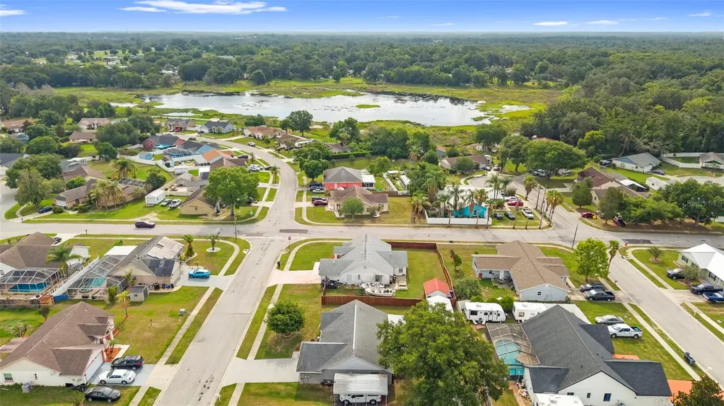 38912 Carr Drive Zephyrhills FL 33540