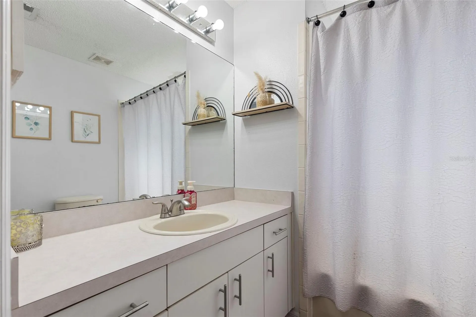 38912 Carr Drive Zephyrhills FL 33540