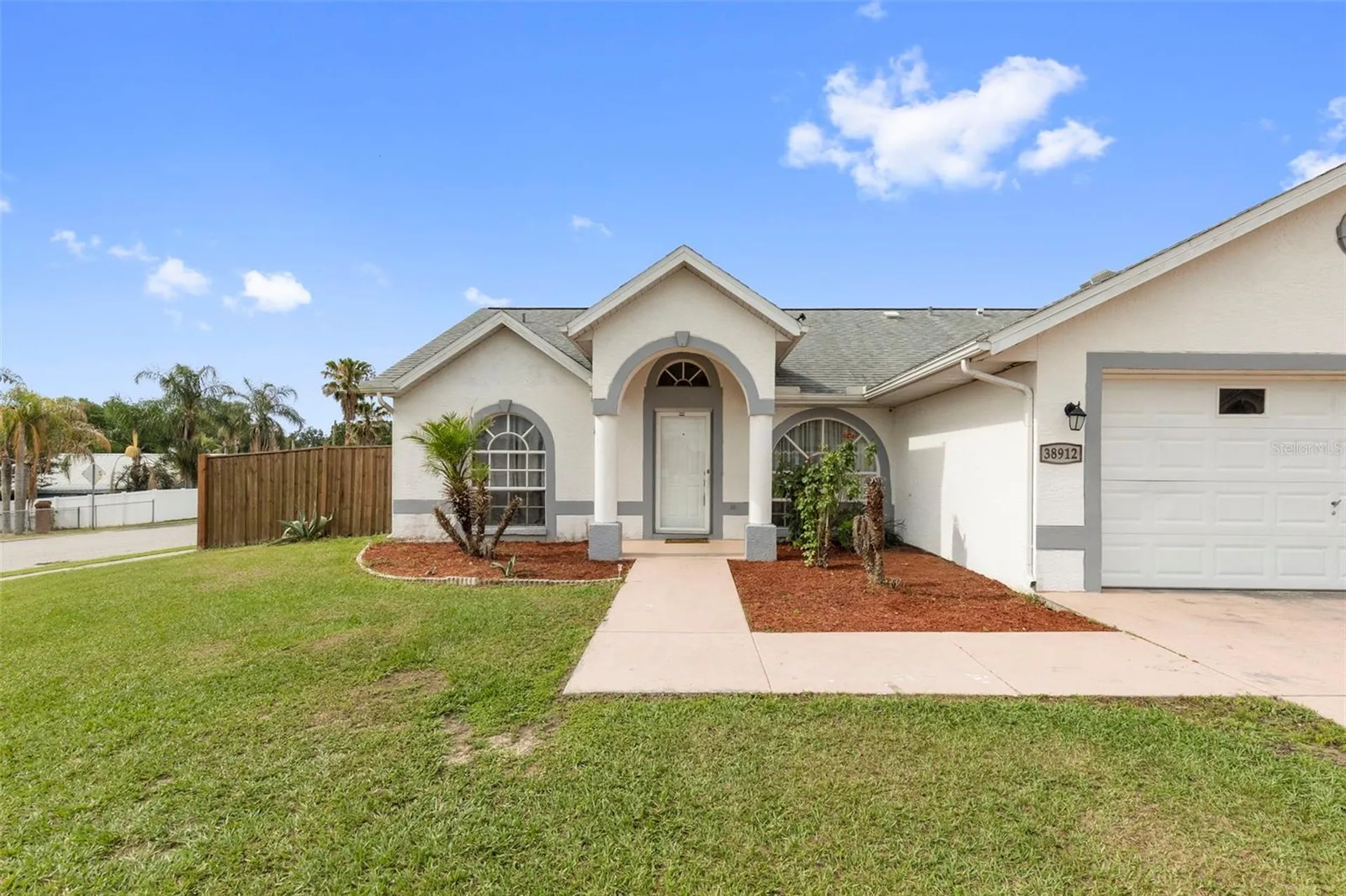 38912 Carr Drive Zephyrhills FL 33540