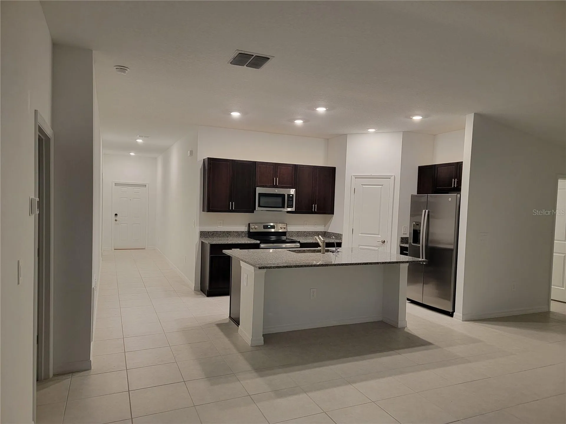 1844 Red Loop Lakeland FL 33801