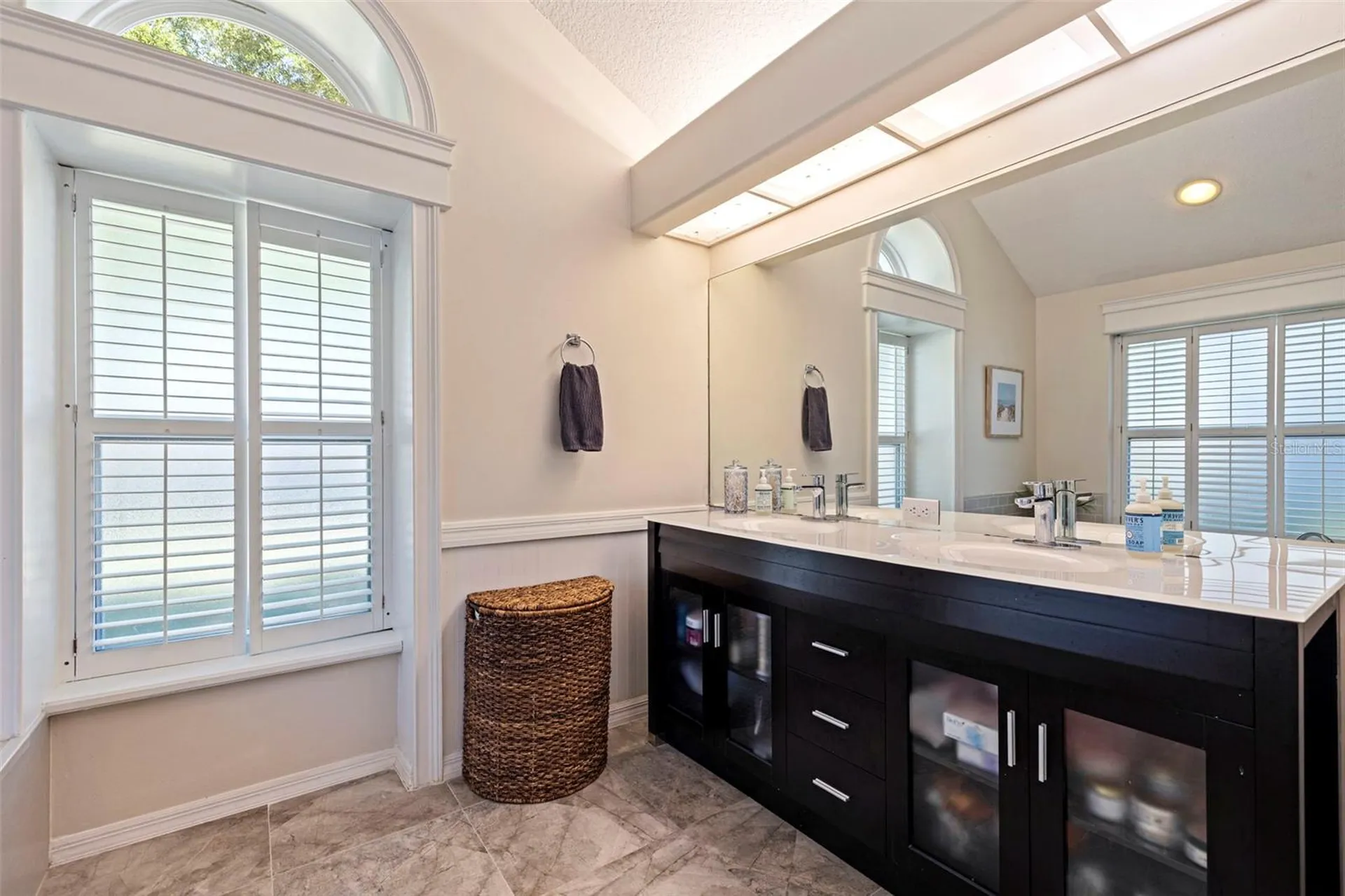 15932 Ellsworth Drive Tampa FL 33647