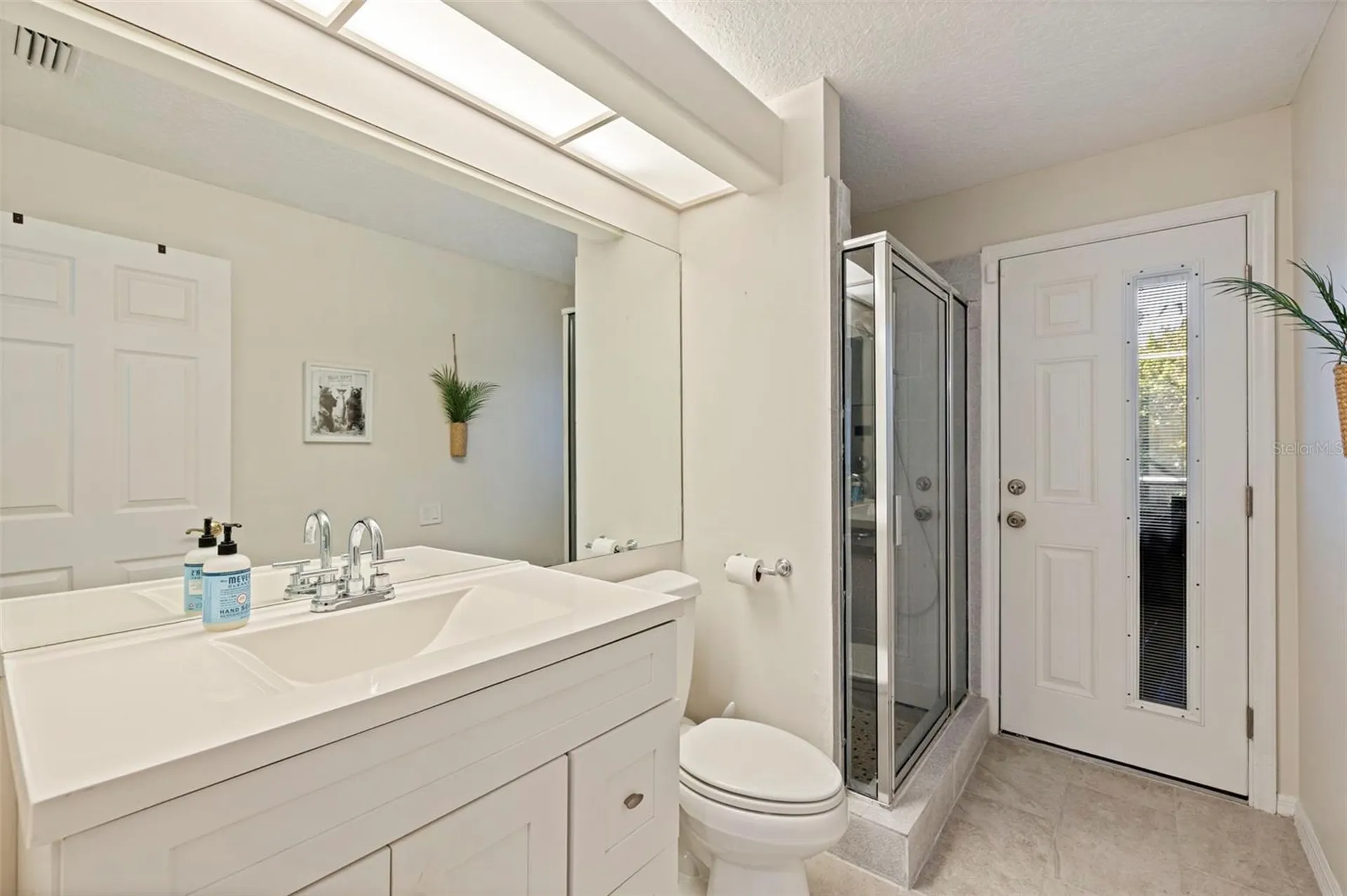 15932 Ellsworth Drive Tampa FL 33647