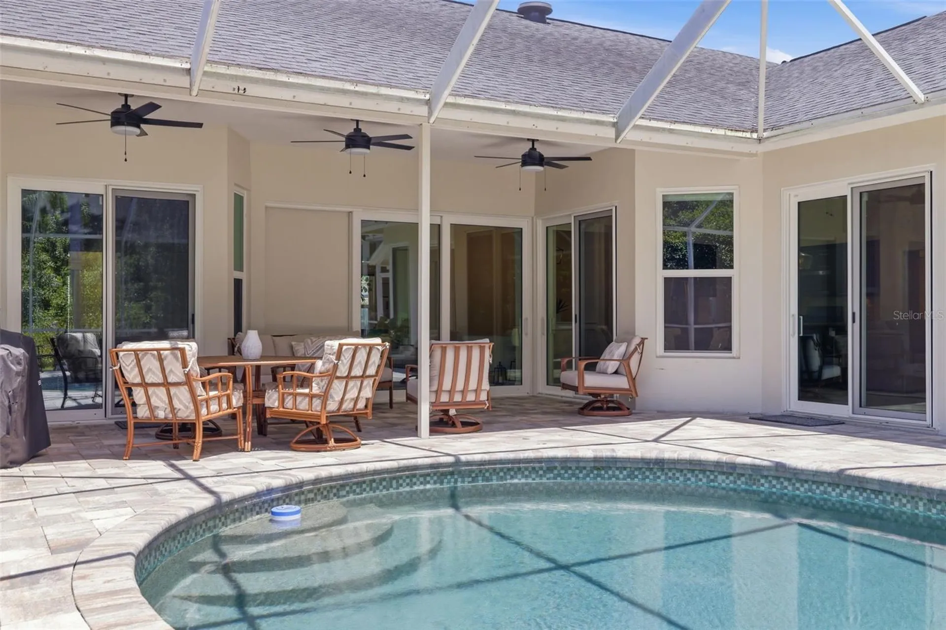 15932 Ellsworth Drive Tampa FL 33647