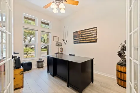 15932 Ellsworth Drive Tampa FL 33647