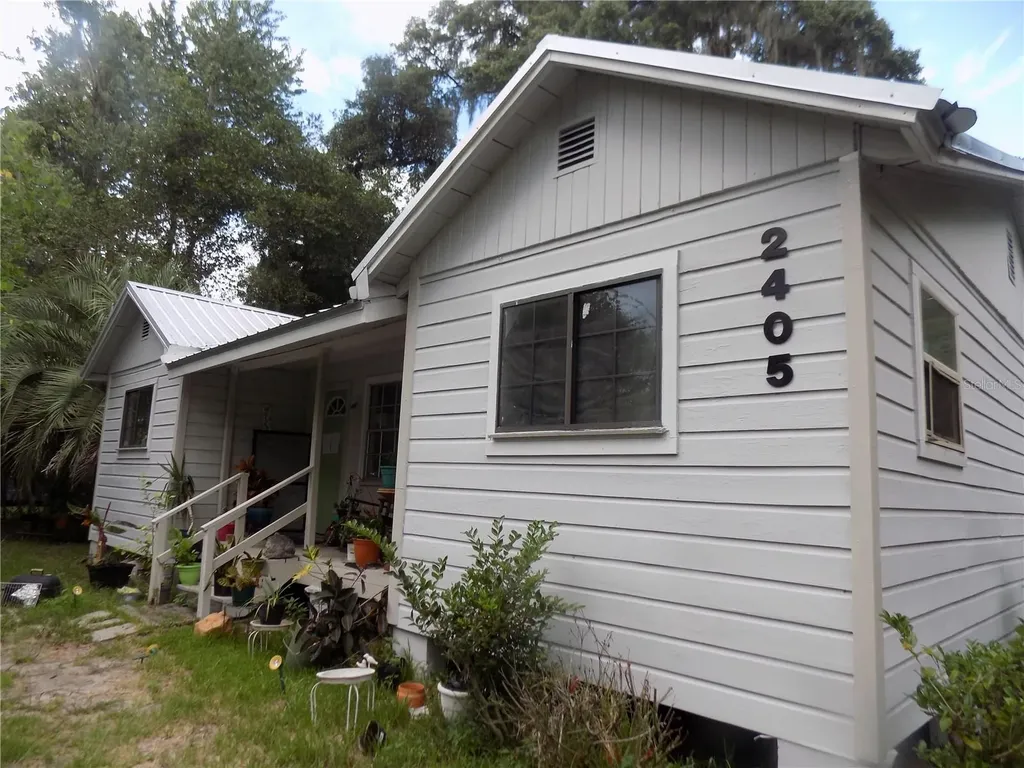 2405 NE 70th Terrace Gainesville FL 32609