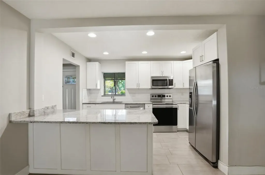 727 N Himes Avenue Tampa FL 33609