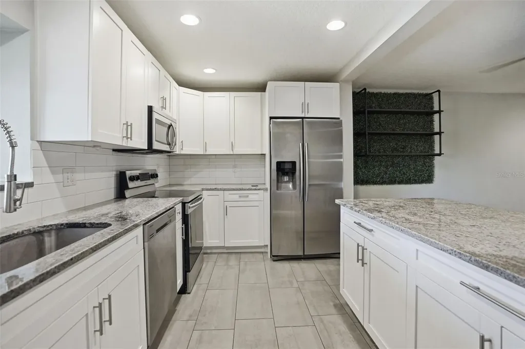 727 N Himes Avenue Tampa FL 33609