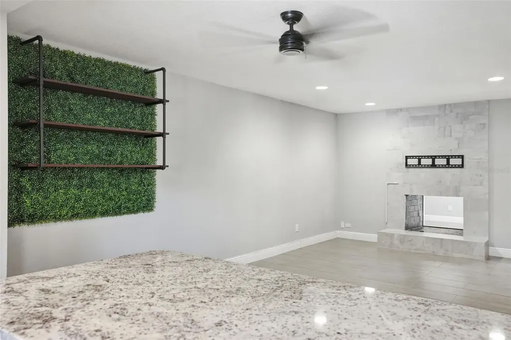 727 N Himes Avenue Tampa FL 33609