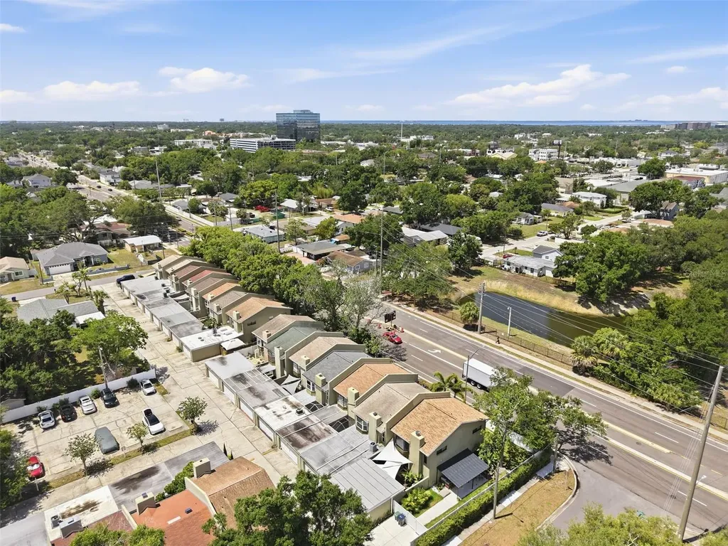 727 N Himes Avenue Tampa FL 33609
