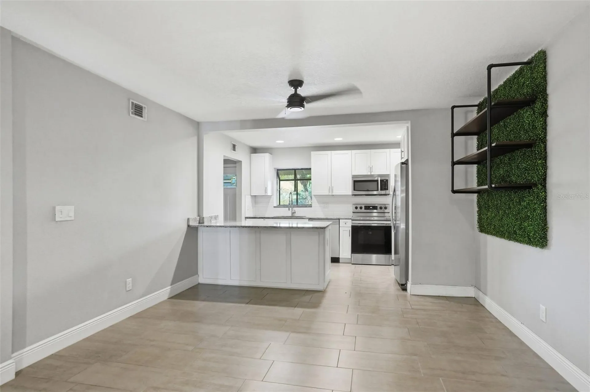 727 N Himes Avenue Tampa FL 33609