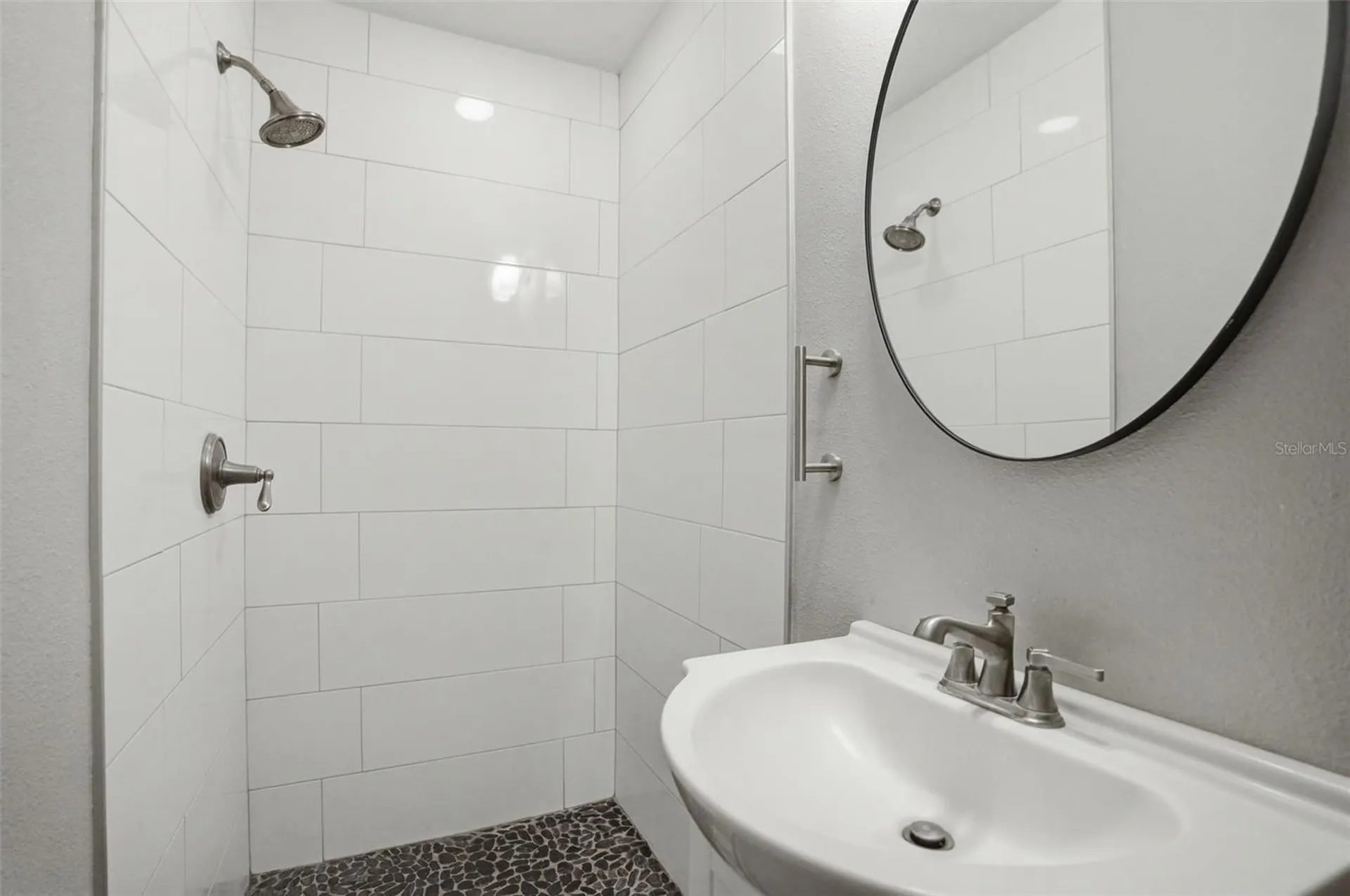 727 N Himes Avenue Tampa FL 33609