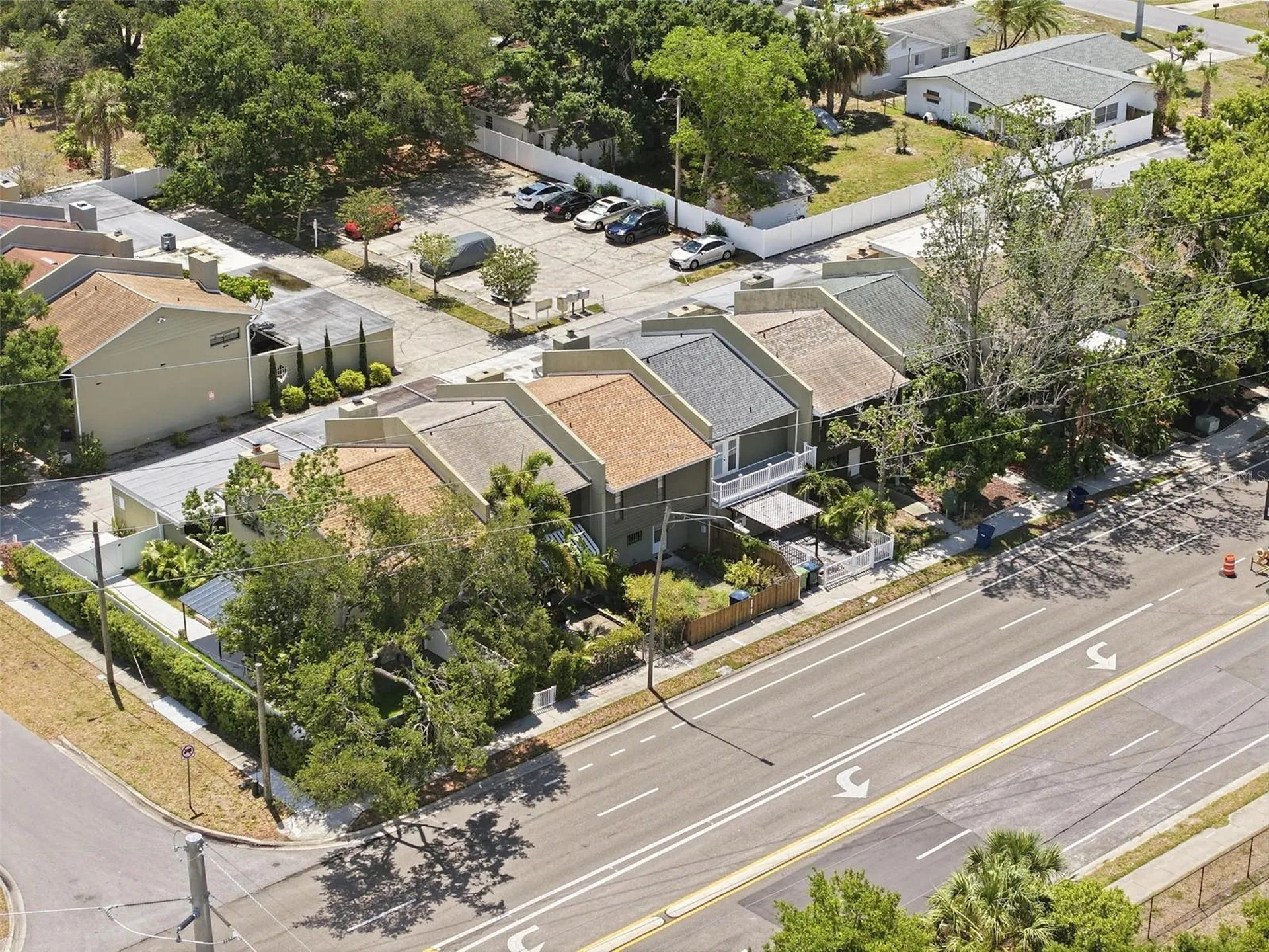 727 N Himes Avenue Tampa FL 33609