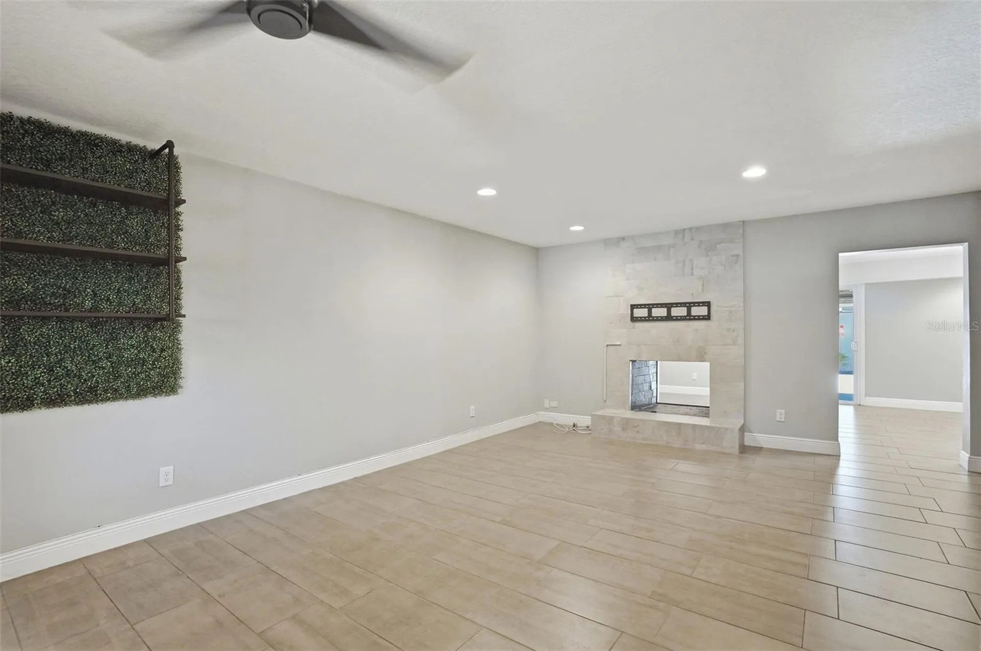 727 N Himes Avenue Tampa FL 33609