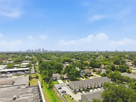 727 N Himes Avenue Tampa FL 33609