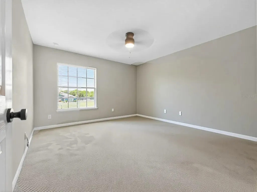24215 Weldon Drive Eustis FL 32736